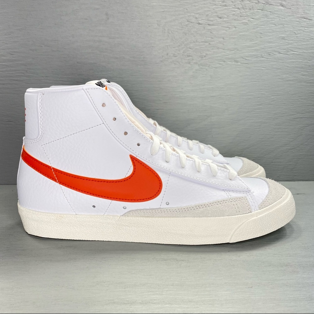 Nike Blazer Mid 77 Vintage White Mantra Orange